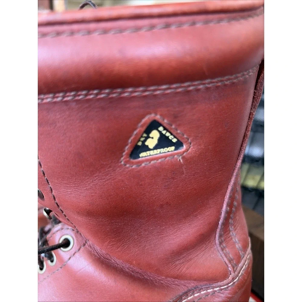 VTG Golden Retriever 9015 Deluxe Logger Boots Men's 8M Red Oak - Excellent Tread